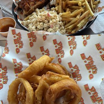 Phil's BBQ - Colossal Onion Rings (Large) - Barbeque Near Me - San Diego, California