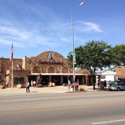 Denny's Wigwam & Curio - Storefront