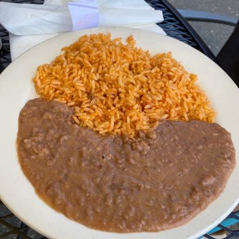 La Veracruzana Mexican Restaurant - Rice and Beans - Mexican Near Me - Amherst, Massachusetts La Veracruzana Mexican Restaurant - Rice and Beans - Mexican Near Me - Amherst, Massachusetts