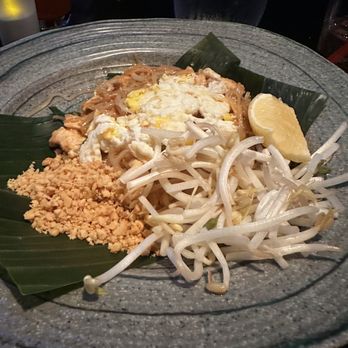 ViV - Pad Thai - Thai Near Me - New York, New York ViV - Pad Thai - Thai Near Me - New York, New York
