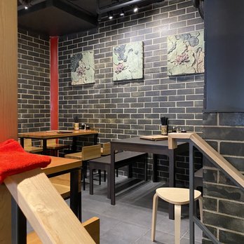 Nouilles de Lan Zhou - Up one level. Back dining room - Chinese Near Me - Montreal, Quebec Nouilles de Lan Zhou - Up one level. Back dining room - Chinese Near Me - Montreal, Quebec