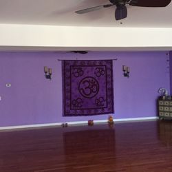 Putnam Yoga - Big Studio