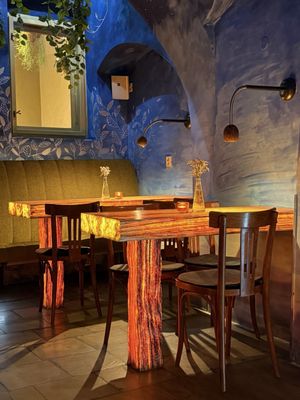 Lehká hlava - vegetarian restaurant by null