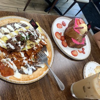 Madres Brunch - Breakfast & Brunch Near Me - Whittier, California Madres Brunch - Breakfast & Brunch Near Me - Whittier, California
