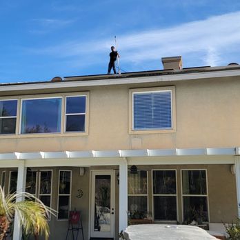 909 Clean Up - Alvaro on the roof cleaning solar - Solar Panel Cleaning Near Me 909 Clean Up - Alvaro on the roof cleaning solar - Solar Panel Cleaning Near Me