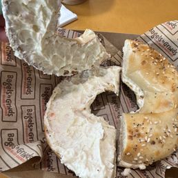 BAGELS ‘N GRINDS - Updated October 2025 - 331 Photos & 421 Reviews