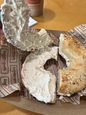 Bagels 'n Grinds by null