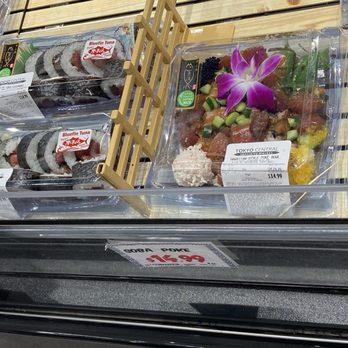 Tokyo Central - Fresh sushi and poke bowls - International Grocery Near Me - Torrance, California