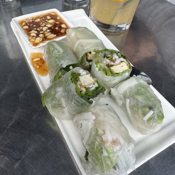 Sugar Hill - Poh Pieh Sod - Bars Near Me - Seattle, Washington