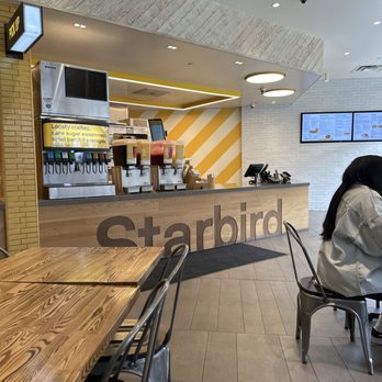 Starbird Chicken - Waiting for my lunch - Chicken Shop Near Me - Corte Madera, California