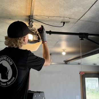 Bestland Garage Door Service - Garage Door Services Near Me - Appleton, Wisconsin