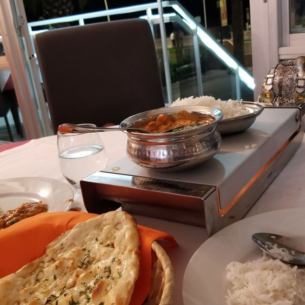 Namaste - Most wonderful butter chicken, garlic nan, basmati rice - Indian Near Me - Peníscola, C