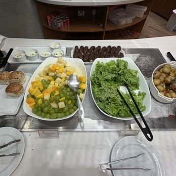 Advantage VIP Lounge - Cold selection - Airport Lounges Near Me - São Paulo, SP Advantage VIP Lounge - Cold selection - Airport Lounges Near Me - São Paulo, SP