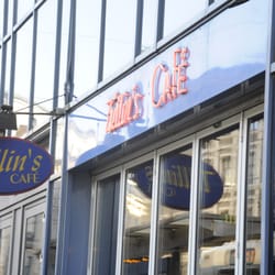 Tullins Café