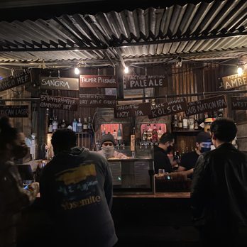 Mad Oak - Upstairs bar area - Bars Near Me - Oakland, California Mad Oak - Upstairs bar area - Bars Near Me - Oakland, California