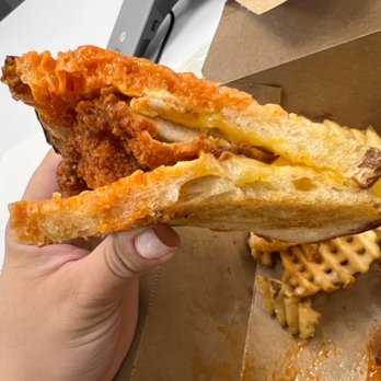The Committed Pig - American Near Me - Summit, New Jersey