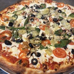 Gustavo's - Vegetarian Pizza