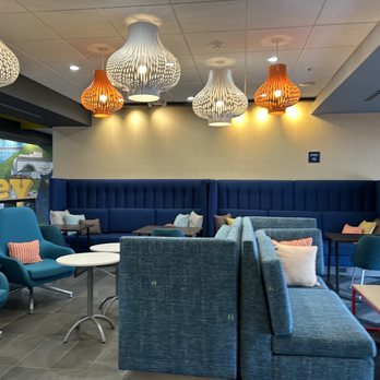Tru by Hilton Beckley - Lobby - Hotels Near Me - Beckley, West Virginia Tru by Hilton Beckley - Lobby - Hotels Near Me - Beckley, West Virginia