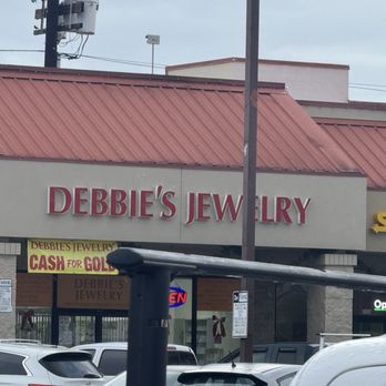 Debbie's Jewelry - Jewelry Near Me - Waipahu, Hawaii