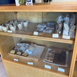 Coffee Republic & Bakery - Cupcakes, pralines, cake, brownies