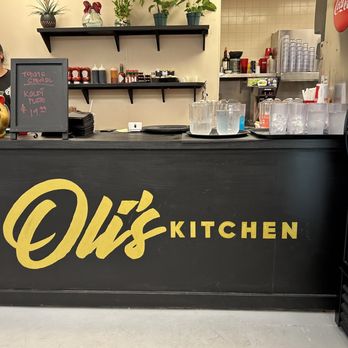 Oli's Kitchen - Order counter - Breakfast & Brunch Near Me - Honolulu, Hawaii Oli's Kitchen - Order counter - Breakfast & Brunch Near Me - Honolulu, Hawaii