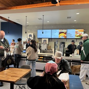 H & H Bagels - Finally inside - Bagels Near Me - Santa Monica, California H & H Bagels - Finally inside - Bagels Near Me - Santa Monica, California