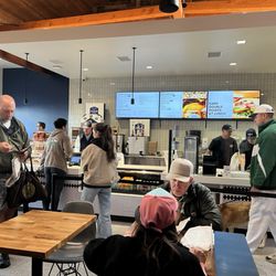 H & H Bagels - Finally inside