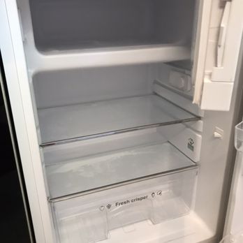 Book a Flat - Clean fridge on our departure date that Book-A-Flat claimed was dirty - Real Estate Agents Near Me - Paris, 75