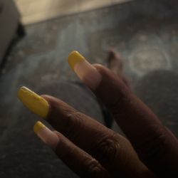Queen Nails