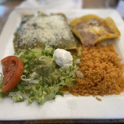 Los Primo’s Mexican Restaurant - Veggie Enchilada