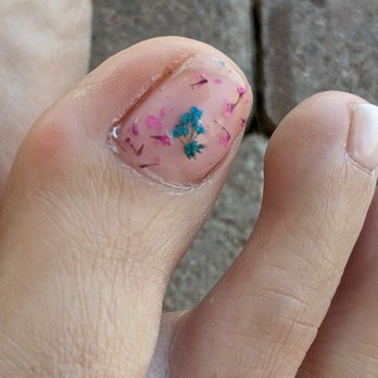 Neat Nails - White stuff in the corner of my nails. I cannot remove it. Cuticles not cleaned up. Misshaped nails. - Nail Salons Near Me - Tucson, Arizona