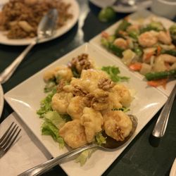Sai's T Restaurant - 73. Honey Glazed Walnuts Prawns