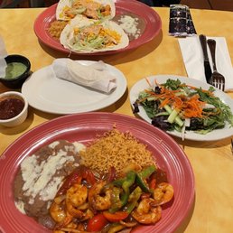Camarones a la Diabla perfect heat, will up it next time.  Fried shrimp tacos were light and tasty!