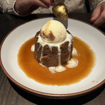 Gordon Ramsay Hell's Kitchen - Desserts Near Me - Washington, DC, District of Columbia