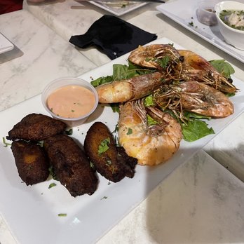 Ostra Cosa - Sweet plantains and prawns - Spanish Near Me - San Juan, Puerto Rico