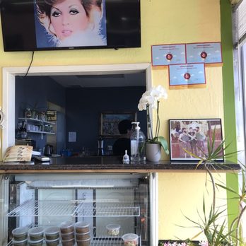 Fulton Green Market - Orders counter - Grocery Near Me - Sacramento, California
