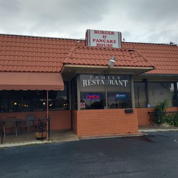Burger & Pancake House - the front of the restaurant - Burgers Near Me - Palmetto, Florida Burger & Pancake House - the front of the restaurant - Burgers Near Me - Palmetto, Florida