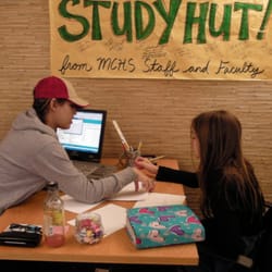 Study Hut Tutoring - Connecting with students is priority #1 for Whitney