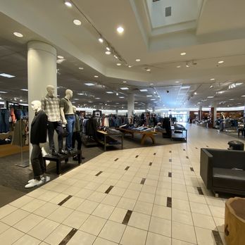 Nordstrom Galleria at Roseville - Interior - Department Stores Near Me - Roseville, California Nordstrom Galleria at Roseville - Interior - Department Stores Near Me - Roseville, California