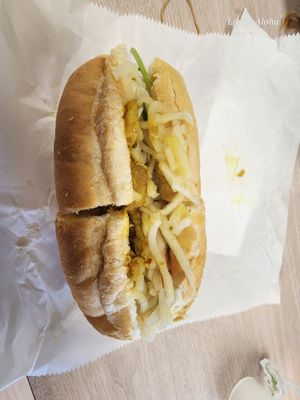 Ba-Le Sandwich Shop by null