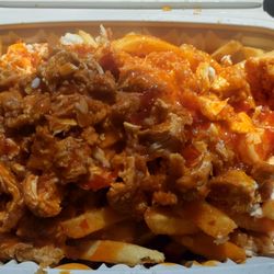 Kiki's Wings & Tenders - Kikis fried Thai Chili & Buffalo sauce