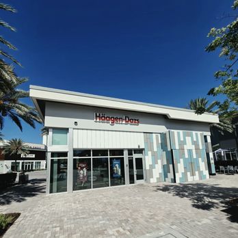 Häagen-Dazs - Outside view - Ice Cream & Frozen Yogurt Near Me - Dania Beach, Florida