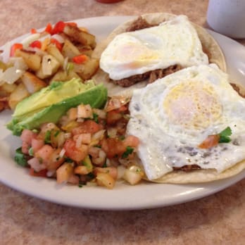 Cardinal Cafe - Huevos Rancheros - Cafes Near Me - Pompton Lakes, New Jersey