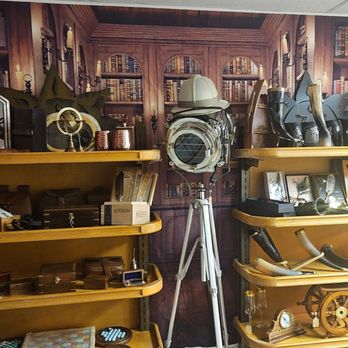The Sassy Sisters - Antiques Near Me - Windsor, Virginia The Sassy Sisters - Antiques Near Me - Windsor, Virginia
