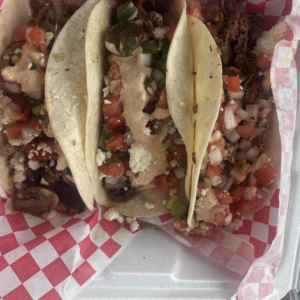 Moochies Tavern - 3 Blackened Steak tacos - Burgers Near Me - Matthews, North Carolina Moochies Tavern - 3 Blackened Steak tacos - Burgers Near Me - Matthews, North Carolina