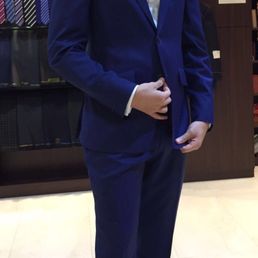 At a fitting. Had the shirt made at the same time. At a fitting. Had the shirt made at the same time.
