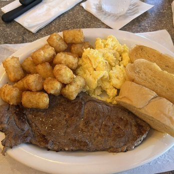 Kaña Kitchen & Rumbar - Steak and Eggs - Breakfast & Brunch Near Me - San Juan, Puerto Rico