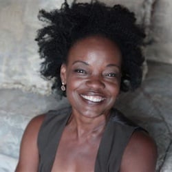 Tara Thomas Yoga Logo