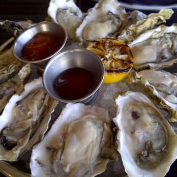 Skates On The Bay - a dozen oysters - Seafood Near Me - Berkeley, California
