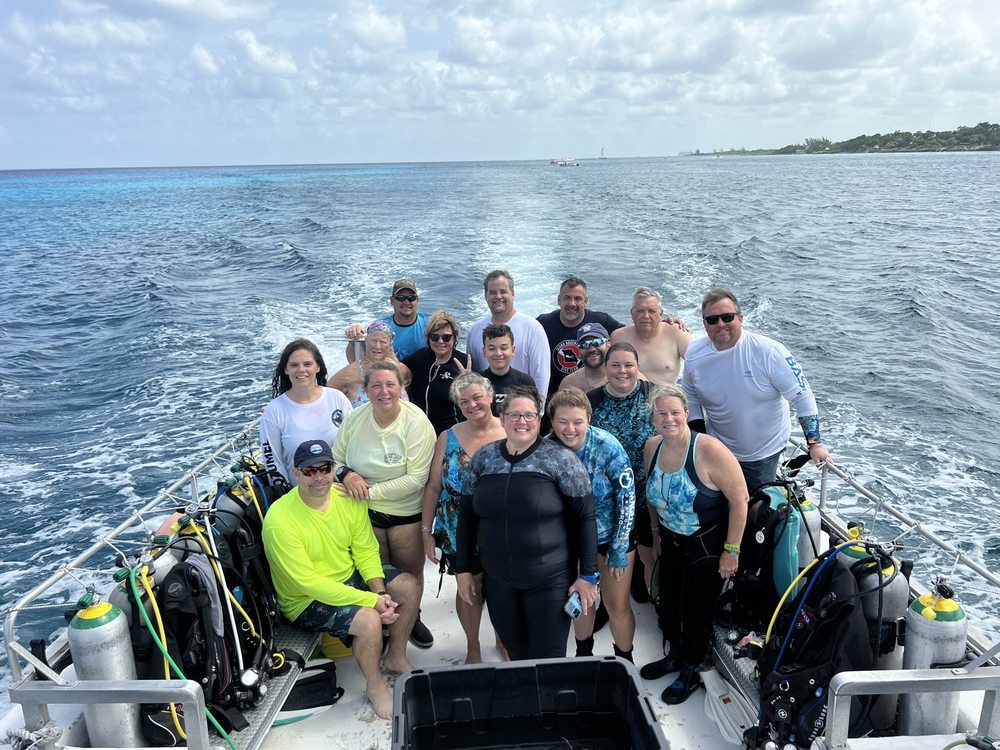 SCUBA ADVENTURE Updated September 2024 160 Photos 2200 East